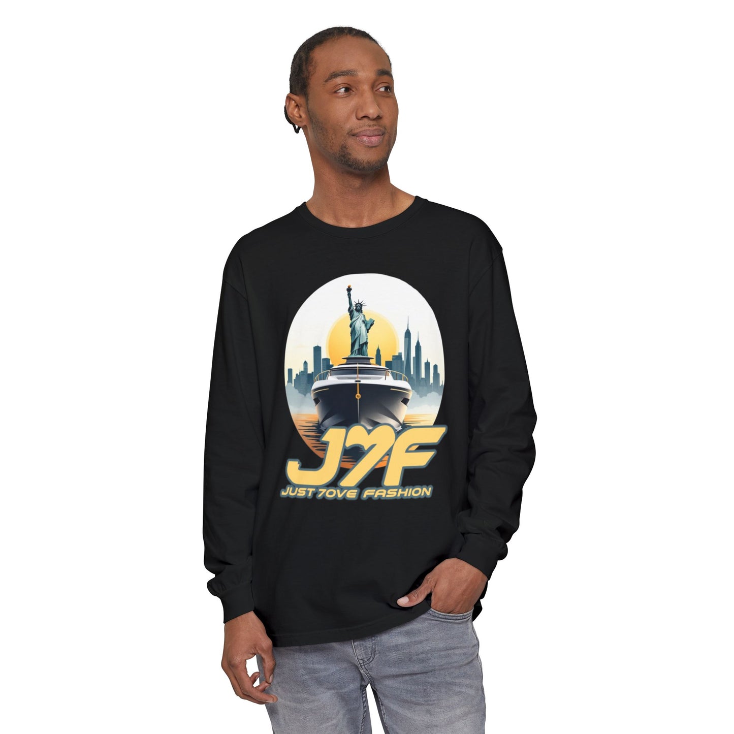 Unisex Garment-dyed Long Sleeve T-Shirt